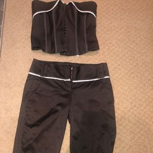 Bebe. Bustier crop top with matching shorts.